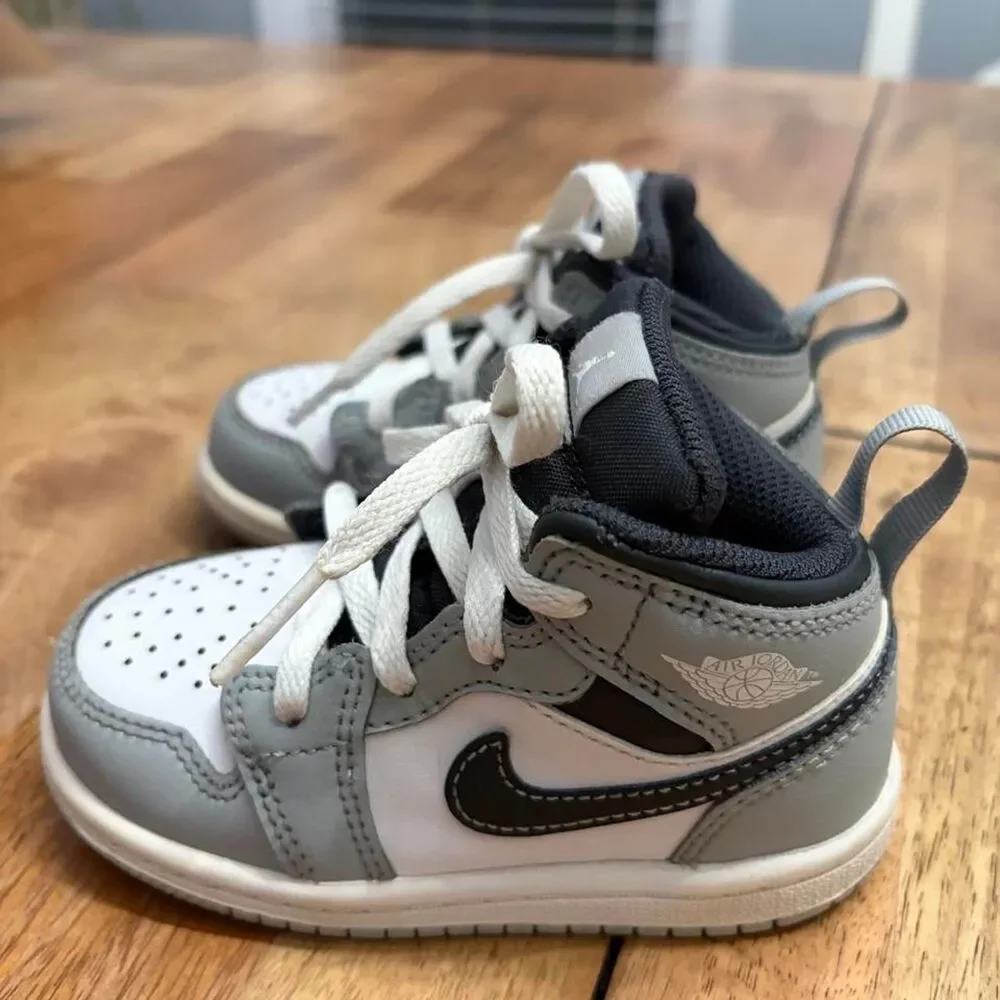 Jordan Grey Trainers